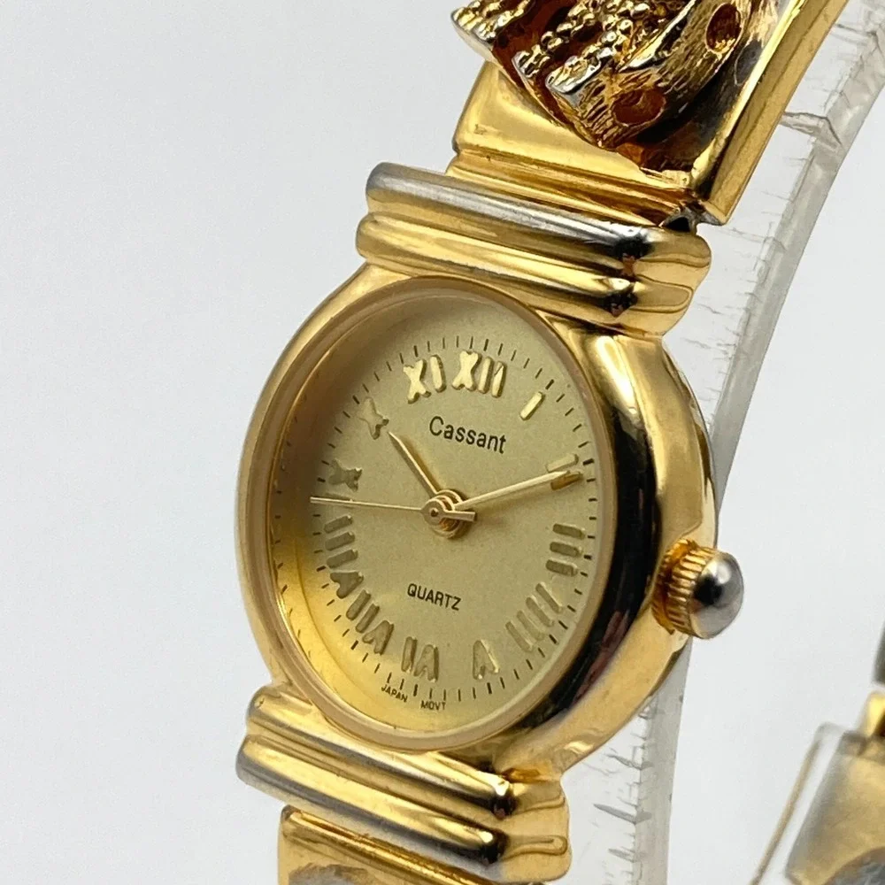 Cassant Womens Watch 22mm Gold Tone Elephant Slide Charms New Battery 6.75